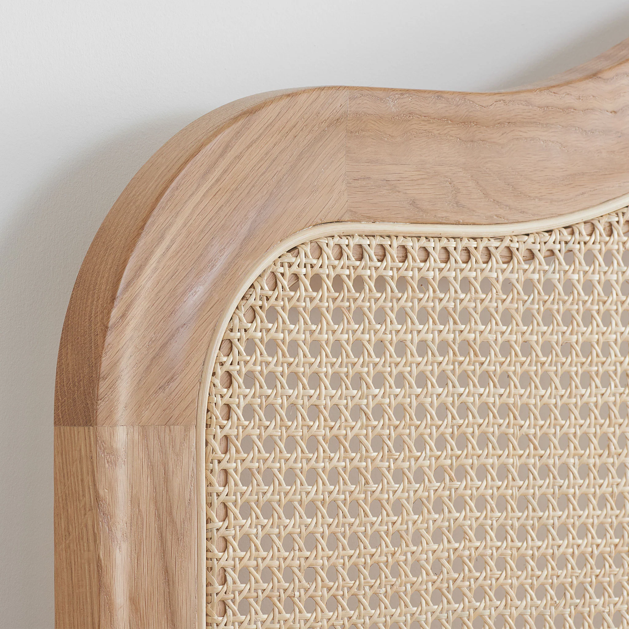 Leonie Rattan Bed - Image 3