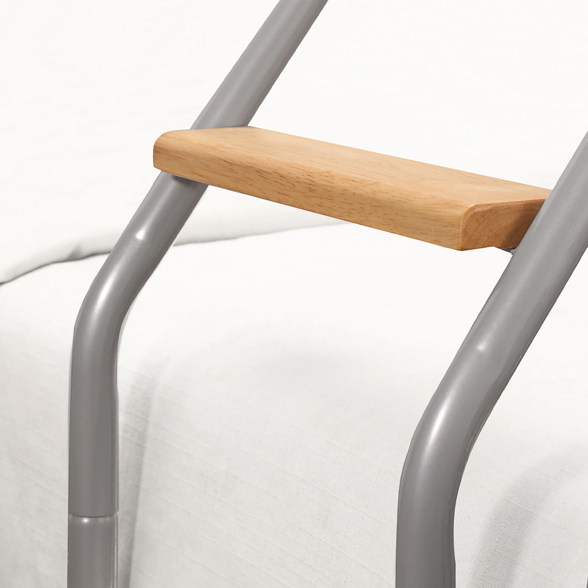 Nexus Silver Metal Bulk Bed - Image 3